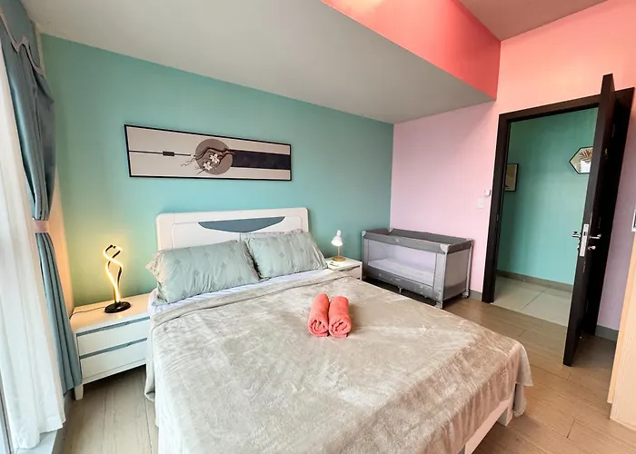 Uptown Parksuites Tower 2 4br In Bgc Taguig
