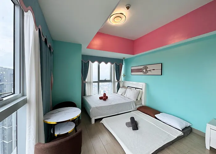 Uptown Parksuites Tower 2 4br In Bgc Taguig *